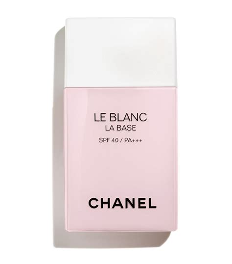 chanel le blanc la base which colour|chanel les beiges illuminating base.